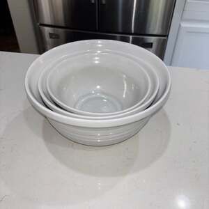 Vintage Over and Back White Nesting Mixing Bowl Set, 3-Piece